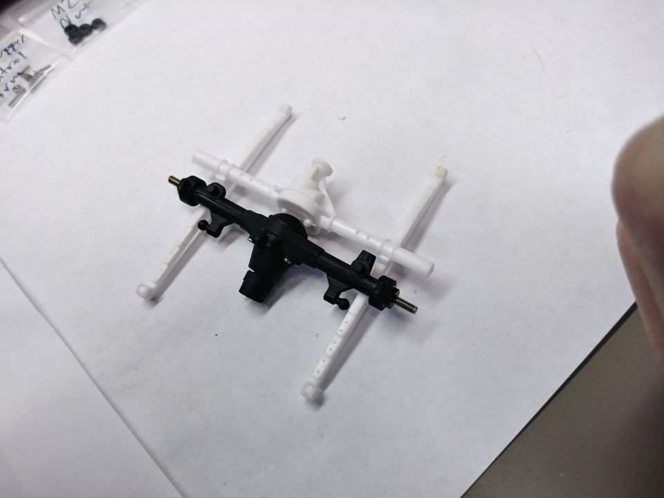 An assembled comparison to the static model axle.