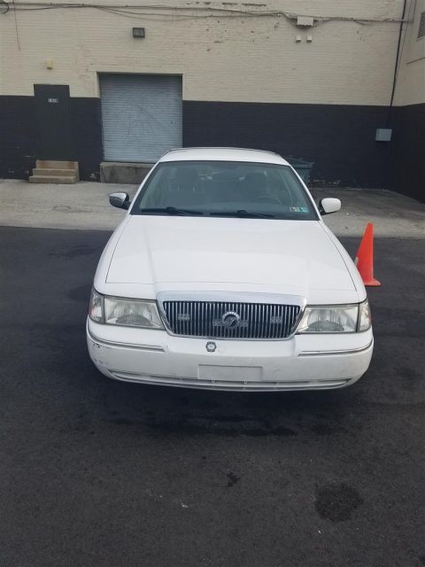2003 Mercury Grand Marquis - Notice my extra lights? Upsets those people that high beam you. Very bright