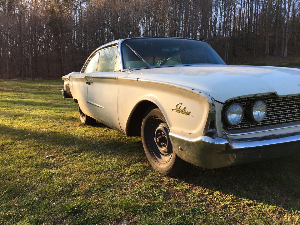 1960 Ford Starliner “White Ghost II”