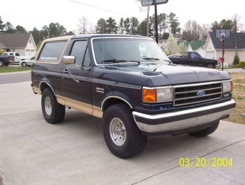 1991 Ford Bronco photo