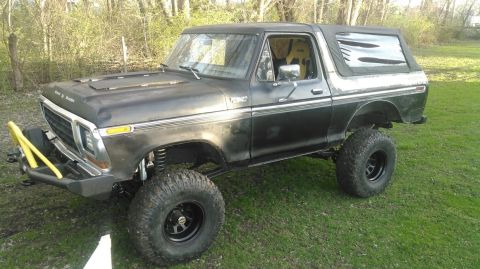 1978 Ford Bronco - This lifted 1978 Ford Bronco features a custom front bumper and off-road tires.