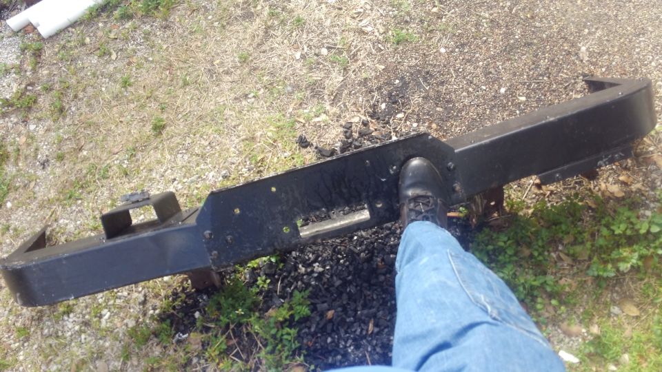 picked up this used winch bumper for $40. its not super pretty, has a big ding in the front pasenger side. figured i could sue it on my F250 or my 88 Bronco or slel to a friend.