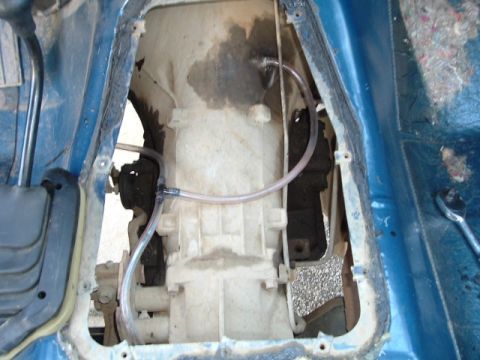 1989 Ford Bronco - re-routed the breather lines so that the diffs are on 1 line and the tranny and t-case are on another.