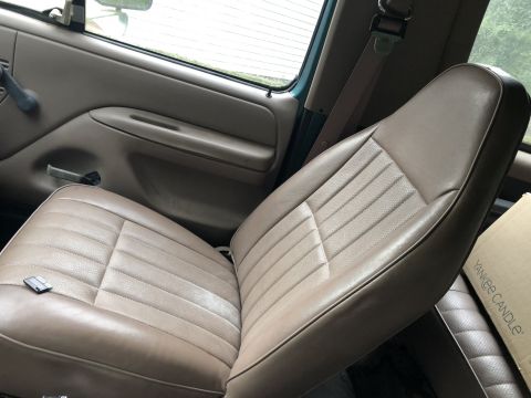 1996 Ford Bronco photo