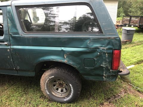 1996 Ford Bronco photo