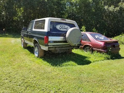 1993 Ford Bronco photo