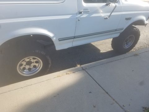 1992 Ford Bronco photo