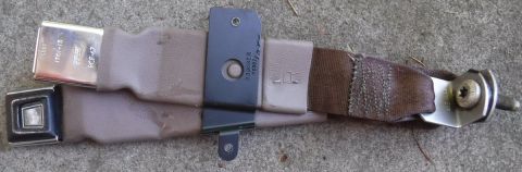 1992 Ford Bronco - Passenger and center seat belt receiver from a F-series, probably 40-20-40 seats but maybe a bench seat?