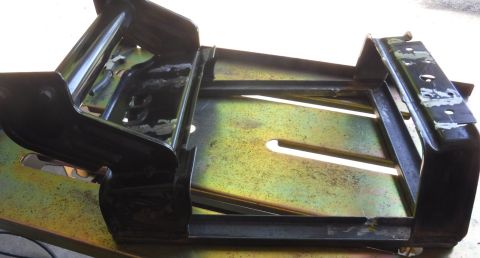 1992 Ford Bronco - Front upright welded on, maintaining the Sierra's front-to-back distance and slope.