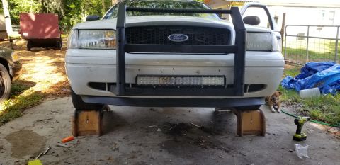 2008 Ford Crown Victoria photo