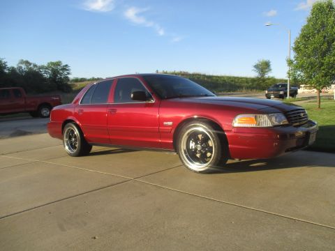 2004 Ford Crown Victoria