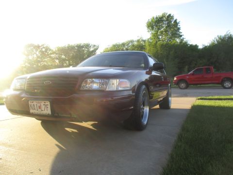 2004 Ford Crown Victoria