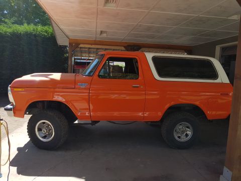 1978 Ford Bronco - This 1978 Ford Bronco is shown from the side, its classic body style.
