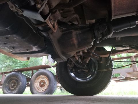 1983 Ford Bronco - The e-brake cables are drooping because I haven't yet installed their original hanger springs from the van. [url=https://www.supermotors.ne…