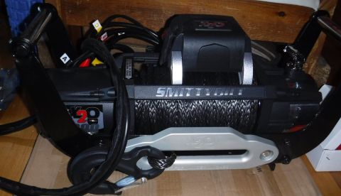1992 Ford Bronco - Smittybilt X2O winch.