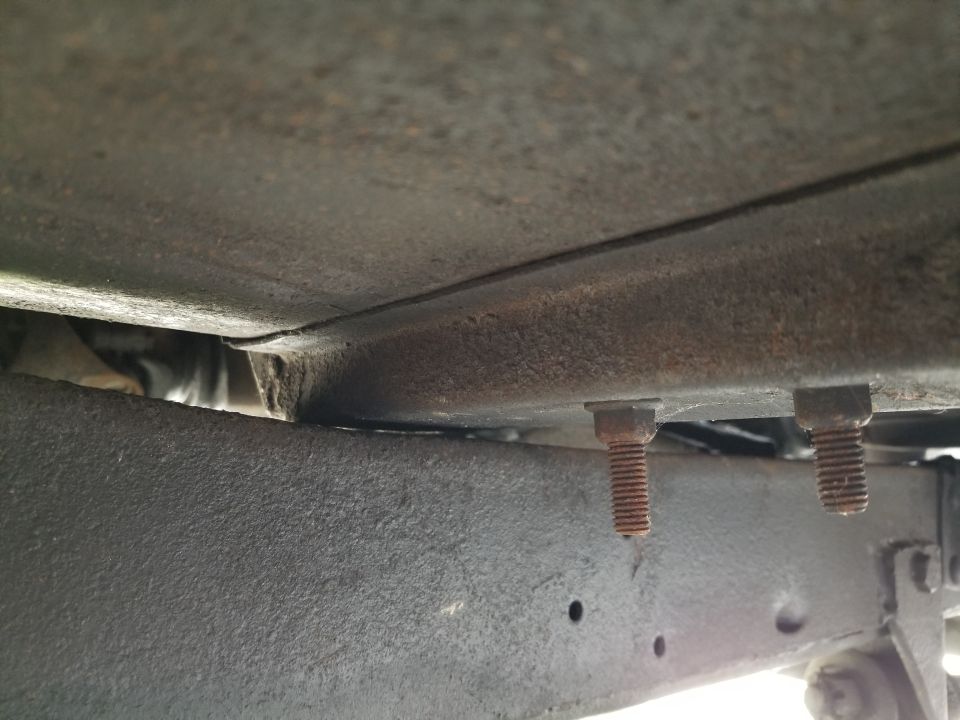The body mounts are severely collapsed.