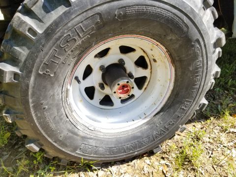 1974 Ford Bronco - The hub lock knobs are seized, and seem to have been so for quite some time. I haven't checked the date codes on the tires yet, but the fir…