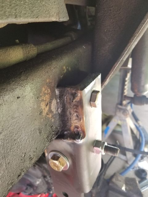 1974 Ford Bronco - Just in case it's necessary (due to the track bar angle creating bad handling), I installed [url=https://www.tomsbroncoparts.com/product/tr…