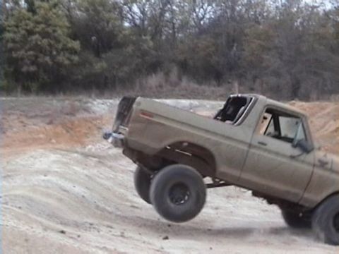 1978 Ford Bronco - Getting Dirt