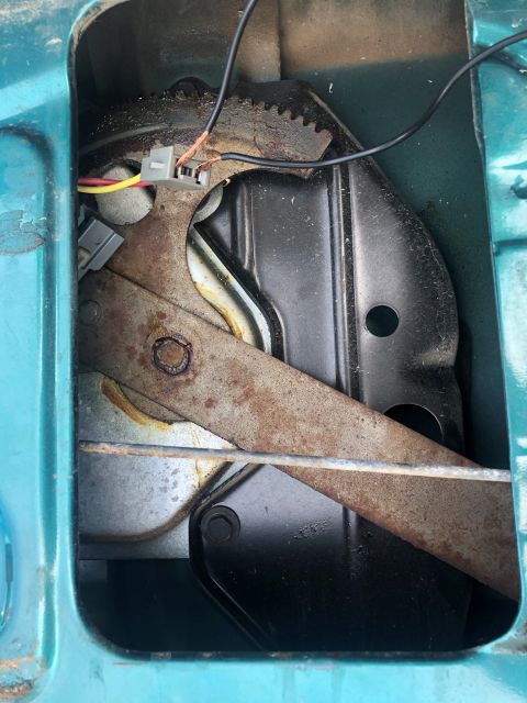 1995 Ford Bronco - Inside the tailgate of a bone stock 96 XL - no spare tire carrier, but check out the factory installed inner tire carrier brace inside the…