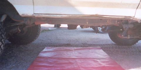 1987 Ford Bronco - yeah it hangs a little lower than i wanted, there were some issues welding the kit together and i f'ed up