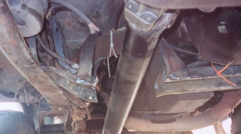 1987 Ford Bronco - DS tunnel pic