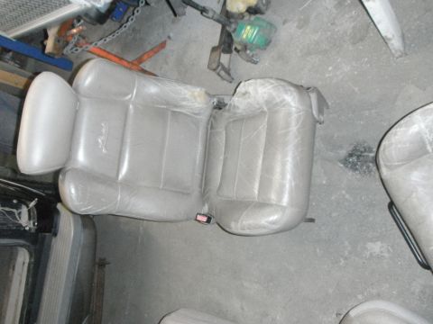 2001 Ford Expedition “parts donor”
