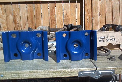 1986 Ford Bronco - These are the two Ubolt plates I used. The one on the right is off of a 10.25 rear off of a F250. The one on the right is off of a 9" rear.