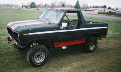 1983 Ford Bronco - Other side