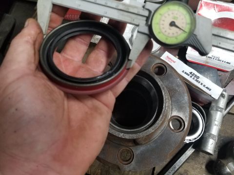 1974 Ford Bronco - Even though this caliper's reading (3.290") doesn't match the seal's spec (3.303"), it matches the reading I got from the 2nd hub…