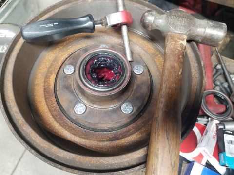 1974 Ford Bronco - I also like to fill the cavity between the inner beariing & seal with grease. The dark grease is just older blue grease from my bearing pac…