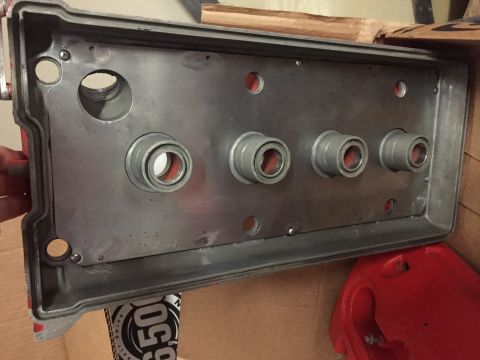2000 Lotus Esprit - This is a valve cover, likely for an engine, not a 2000 Lotus Esprit.