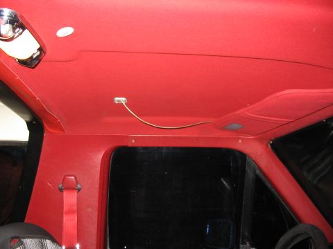 1989 Ford Bronco - can you see the pull strap for the air horns??? how kewl is that !!!