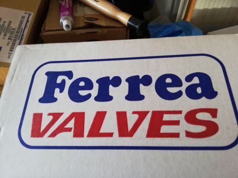 1996 Ford Bronco - Box for Ferrea Valves, a part for vehicles. The registry information for the 1996 Ford Bronco is likely incorrect.