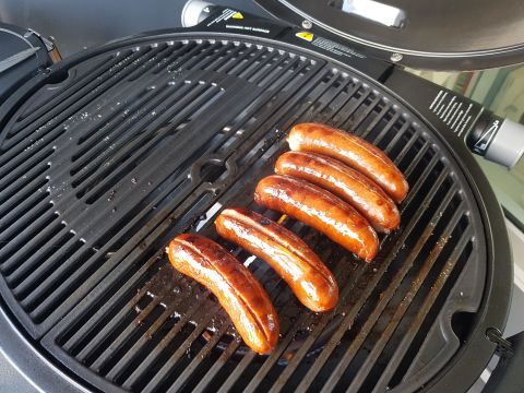1978 Ford Bronco - Sausages sizzle on a grill, with a "SUPERMOTORS" logo in the corner.