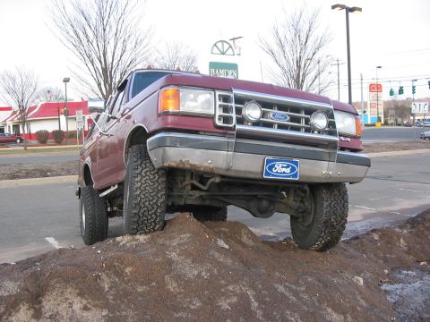 1989 Ford Bronco - the last poser shot... maybe