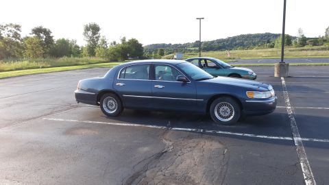 1998 Lincoln Town Car “The Couch”