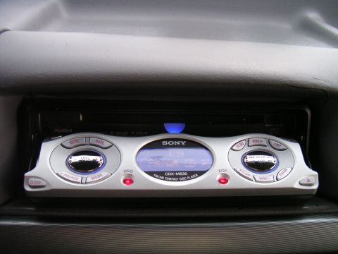 1994 Ford Bronco - The Sony Xplod opened up.