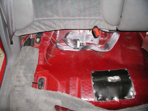 1992 Ford Taurus - Cover in place.