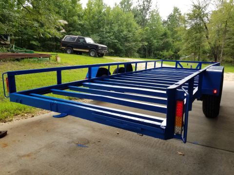 2004 Land Rover Land Rover - These LED taillights & marker lights should last - especially with the cages around them. I also put 4 new trailer tires (ST235/75R15 2830#…