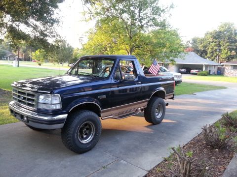 1995 Ford Bronco photo