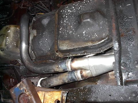 1986 Ford Bronco - Real direct off pass manifold eh ?