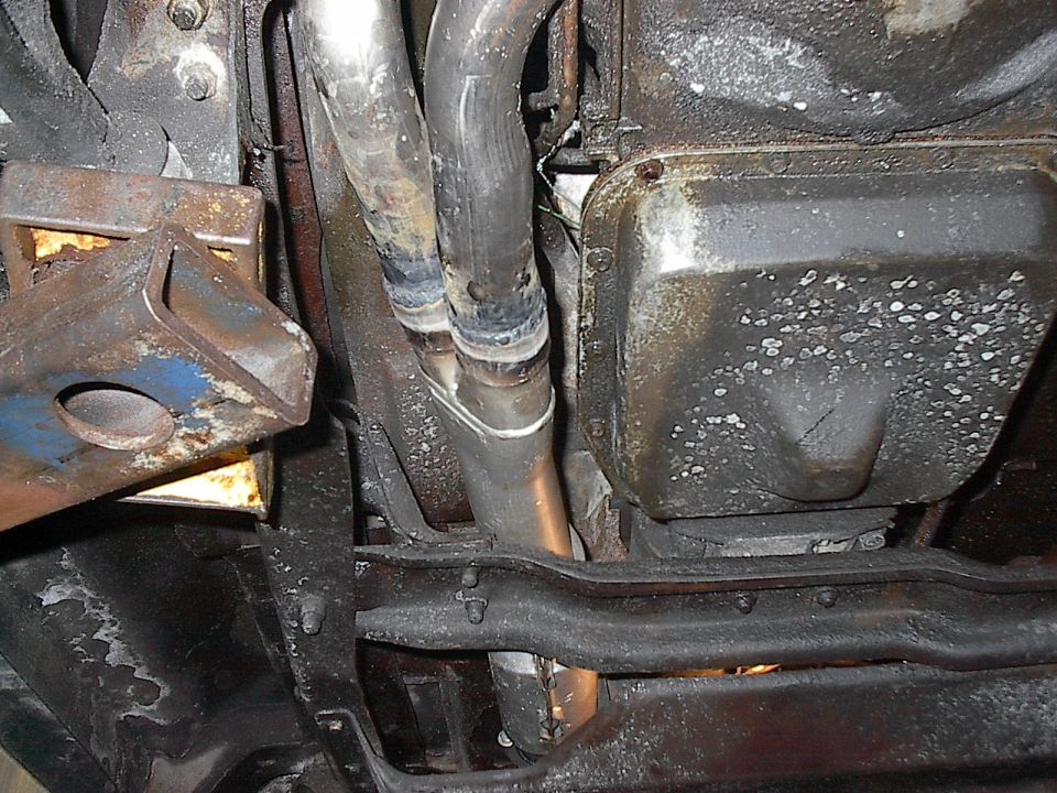 Talk about clearance to spare ! Thank you WD-40 for the idea