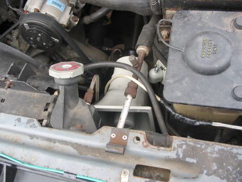1989 Ford Bronco - overhead shot of the PA speaker, aiming at the grill