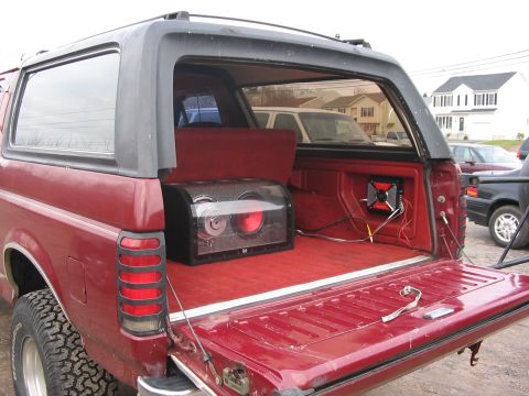 1989 Ford Bronco - tunage group photo