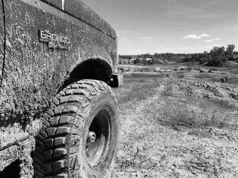 1996 Ford Bronco - This Bronco has seen some off-road action, with mud splattered all over its exterior.