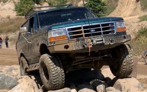 1996 Ford Bronco - This 1996 Ford Bronco is navigating a rocky off-road course.