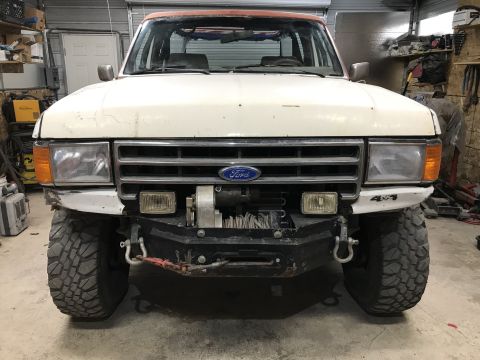 1984 Ford Bronco photo
