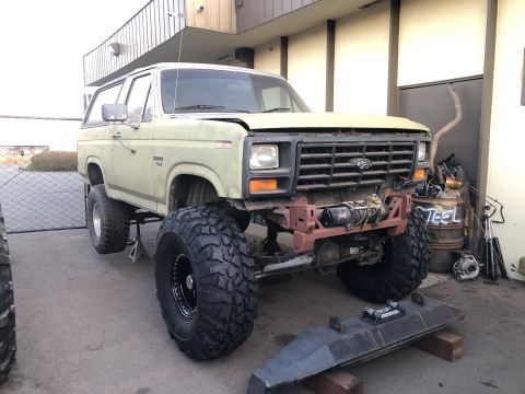 1986 Ford Bronco photo