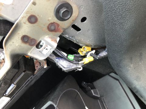 2015 Ford Explorer - Cable at RH kick panel.